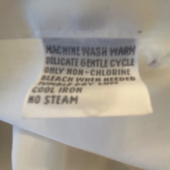 Foxcroft No-iron White Button Down Shirt, size 14 - Picture 7 of 7